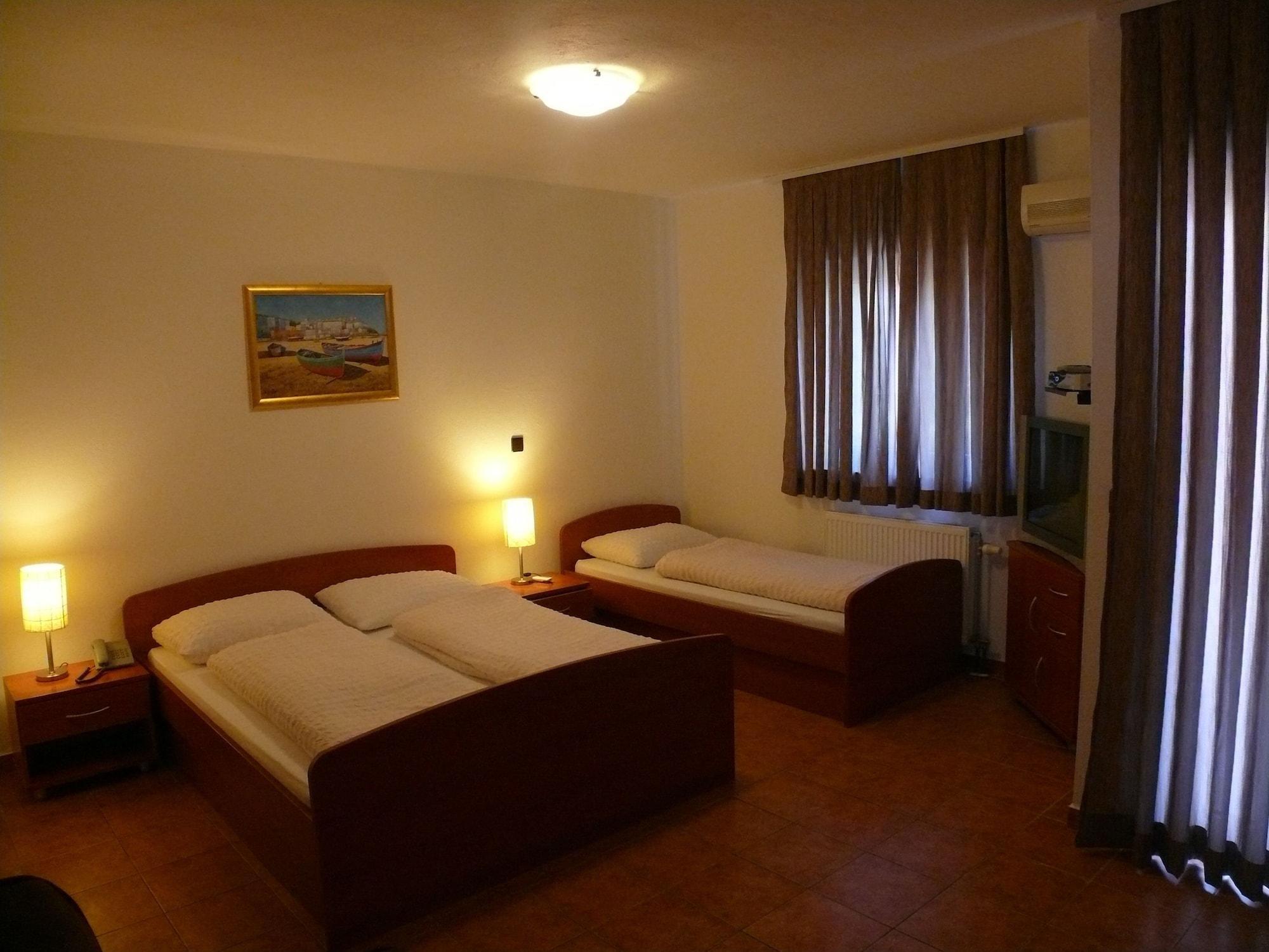 B&B Villa Paula Trogir Luaran gambar