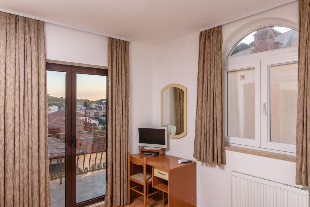 B&B Villa Paula Trogir Luaran gambar